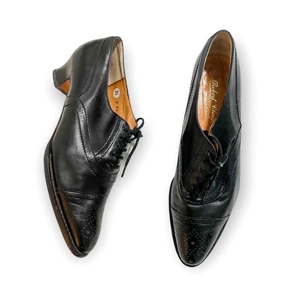 Vintage‎ 90s Robert Clergerie Black leather Lace Up shoes with brogue.  Sz 7.5 - Picture 3 of 13
